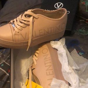 Valentino sneakers sz 10